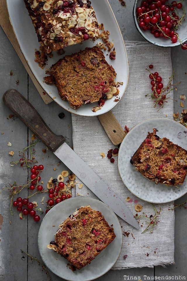 Haselnuss - Johannisbeer Kuchen! - Tinastausendschön