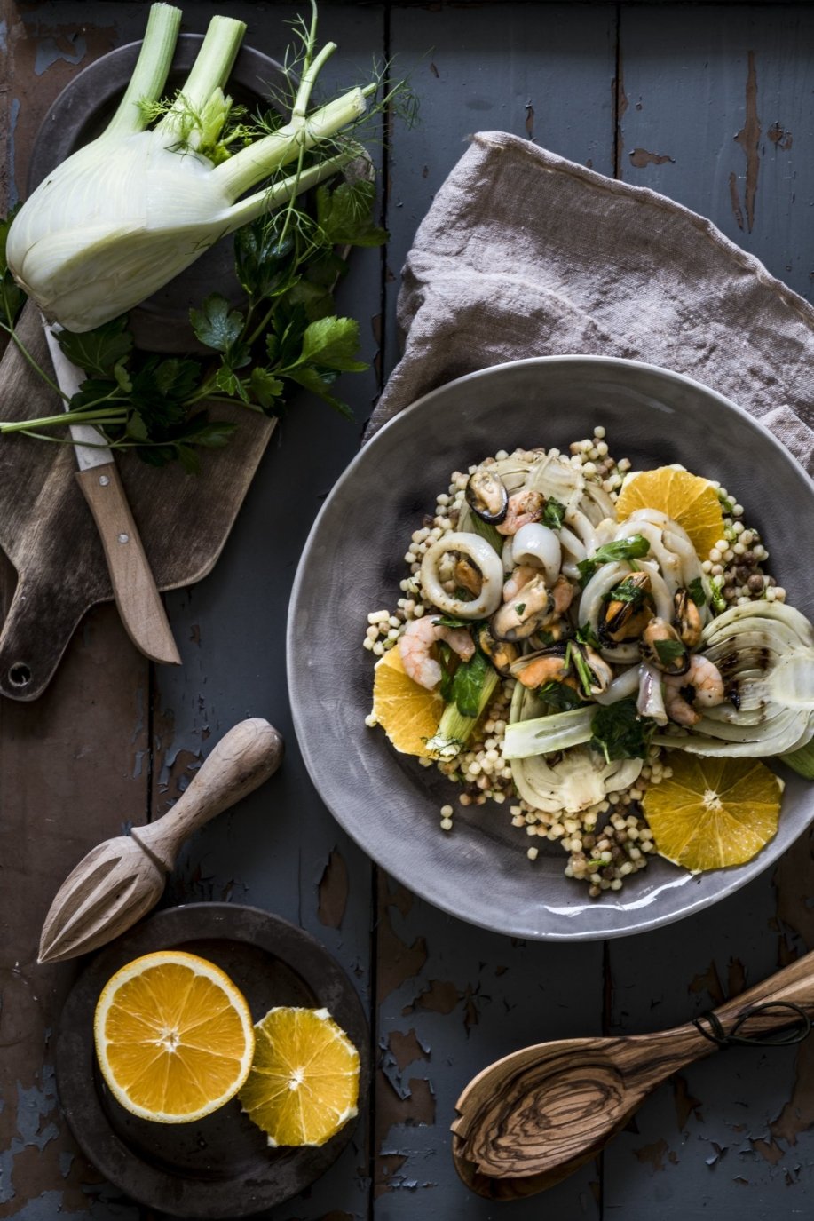 Frutti di Mare, gegrillter Fenchel und Orangen Fregola Sarda