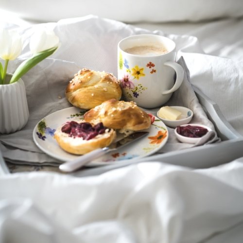 Hurra Frühling - Rhabarber Himbeer Tarte - Tinastausendschön