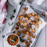 Süsskartoffel Chips mit Paprika Salsa