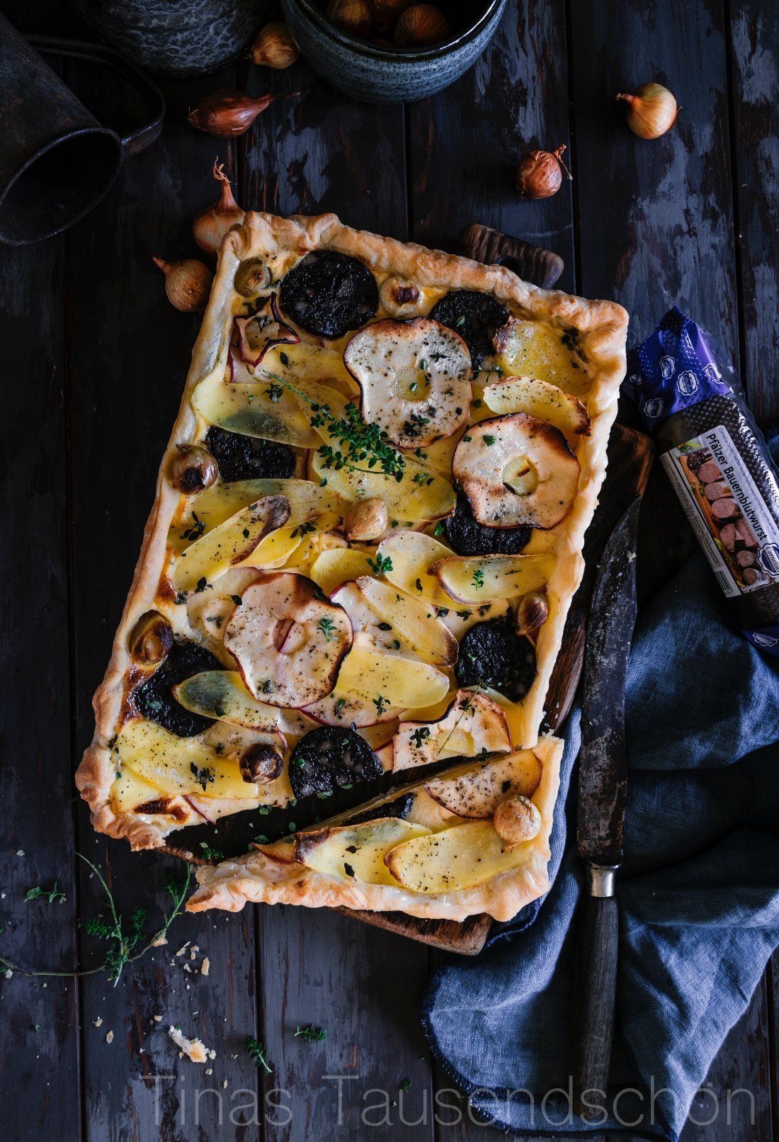 Himmel und Erd Tarte mit Kartoffeln, Äpfeln und Blutwurst