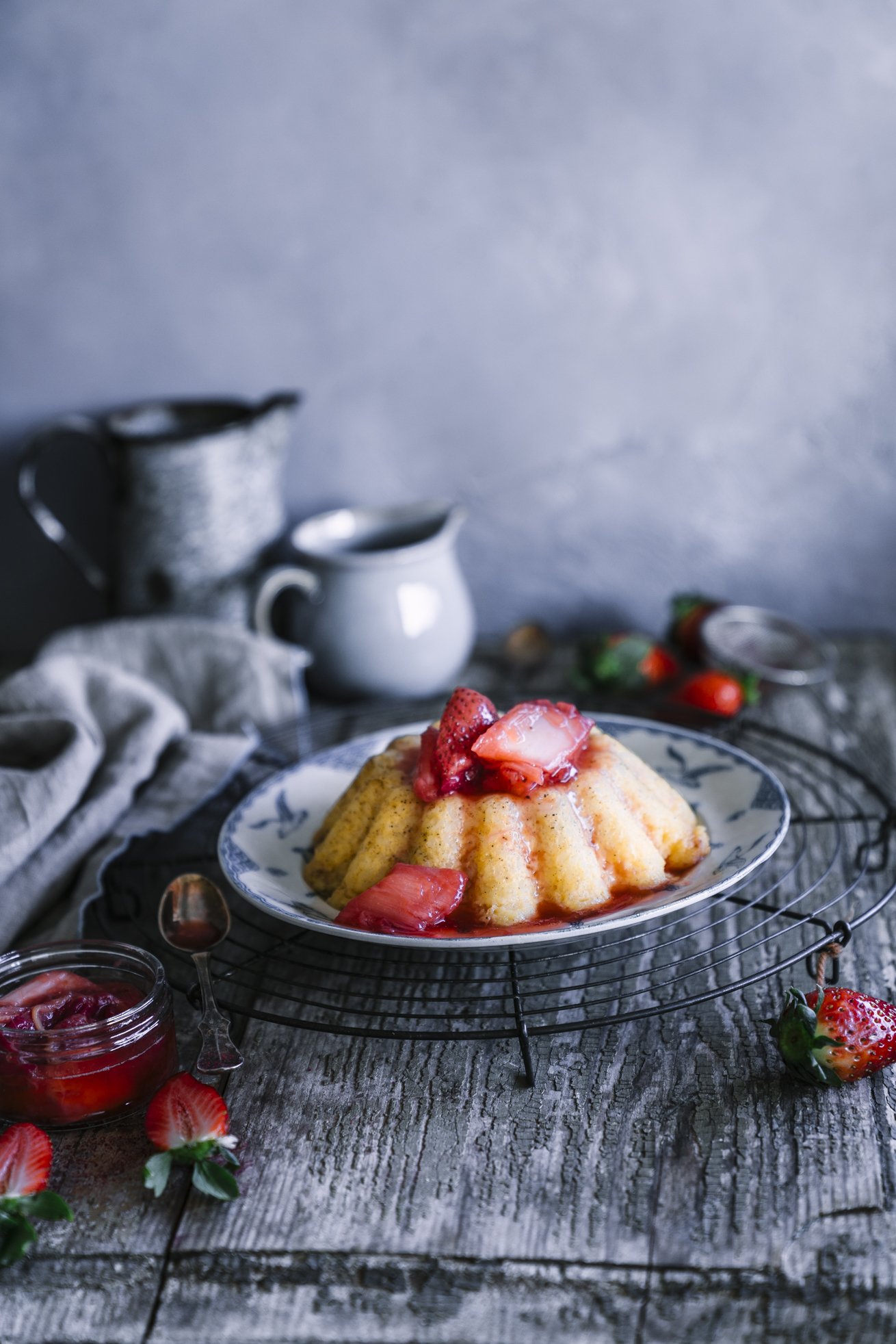 Milchreis Pudding mit Rhabarber Erdbeer Kompott