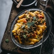 Rigatoni Kürbis Auflauf mit 4 Käsesorten und Bröseln