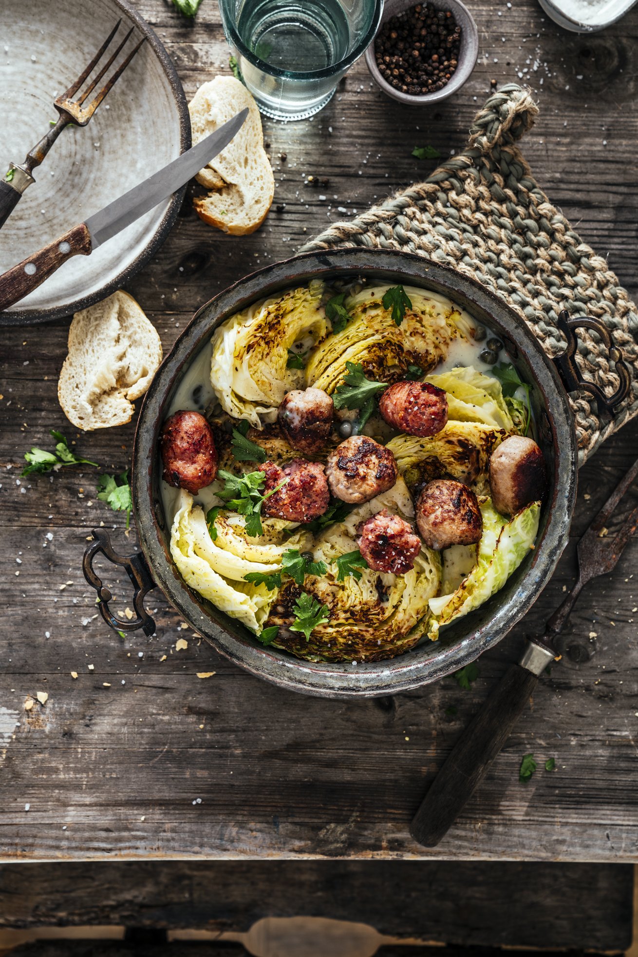 Winterzeit! Wirsing Topf mit Salsiccia Bällchen - Tinastausendschön