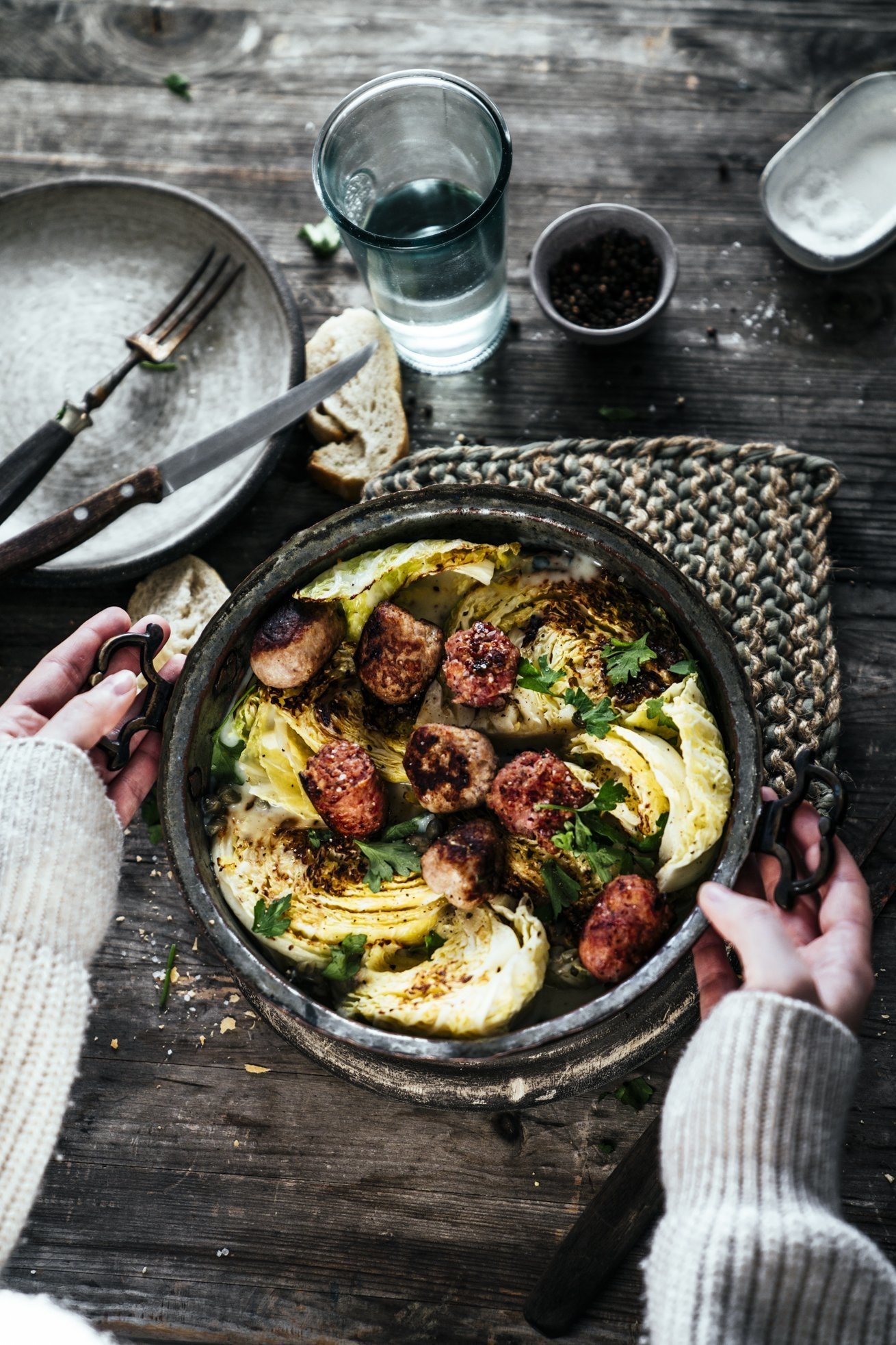 Winterzeit! Wirsing Topf mit Salsiccia Bällchen - Tinastausendschön