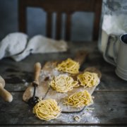 Einfaches und gelingsicheres Rezept für selbstgemachte Pasta