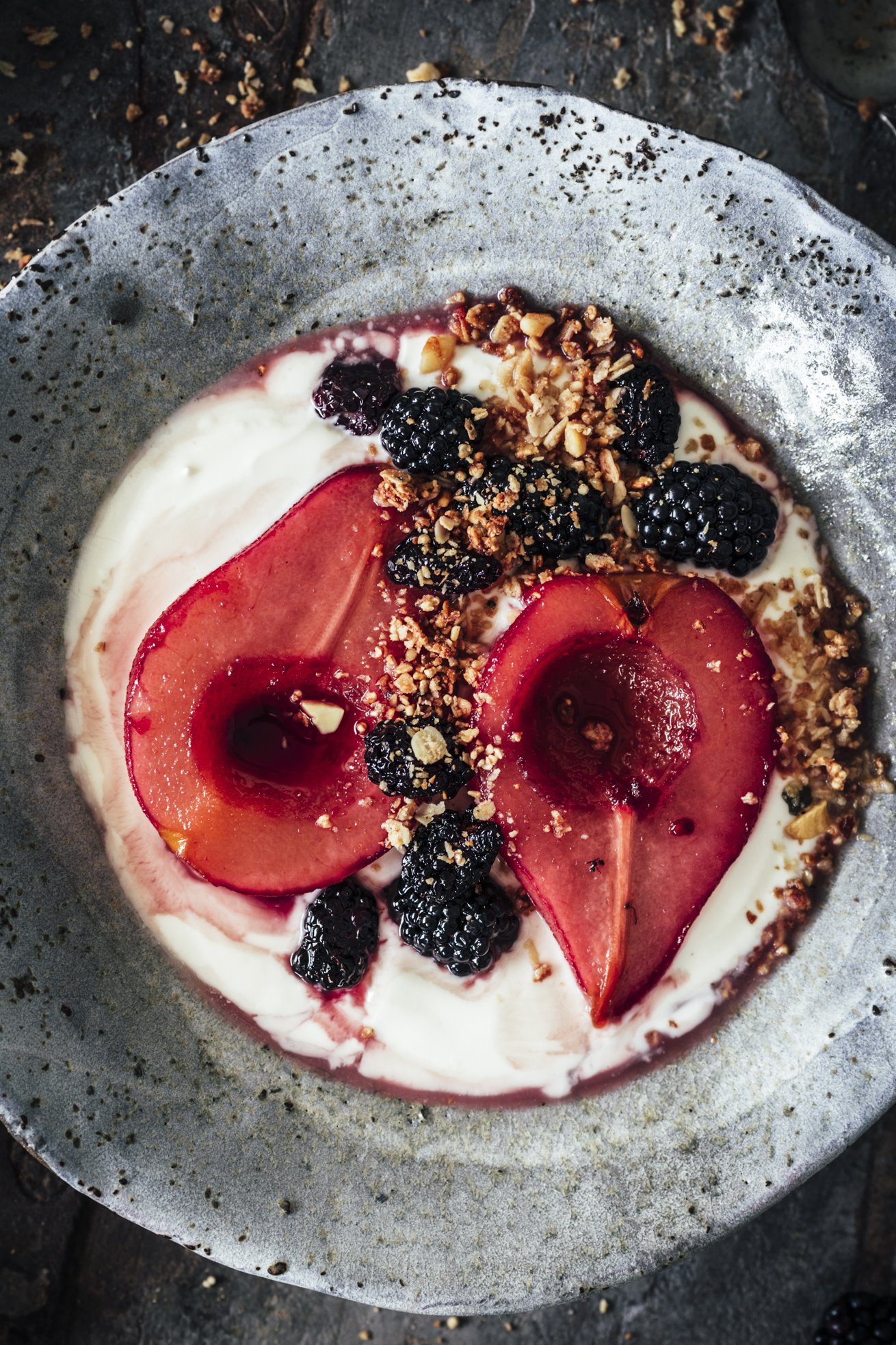 Perfekte als Meal Prep - Frühstück mit Joghurt und Cassis Birnen