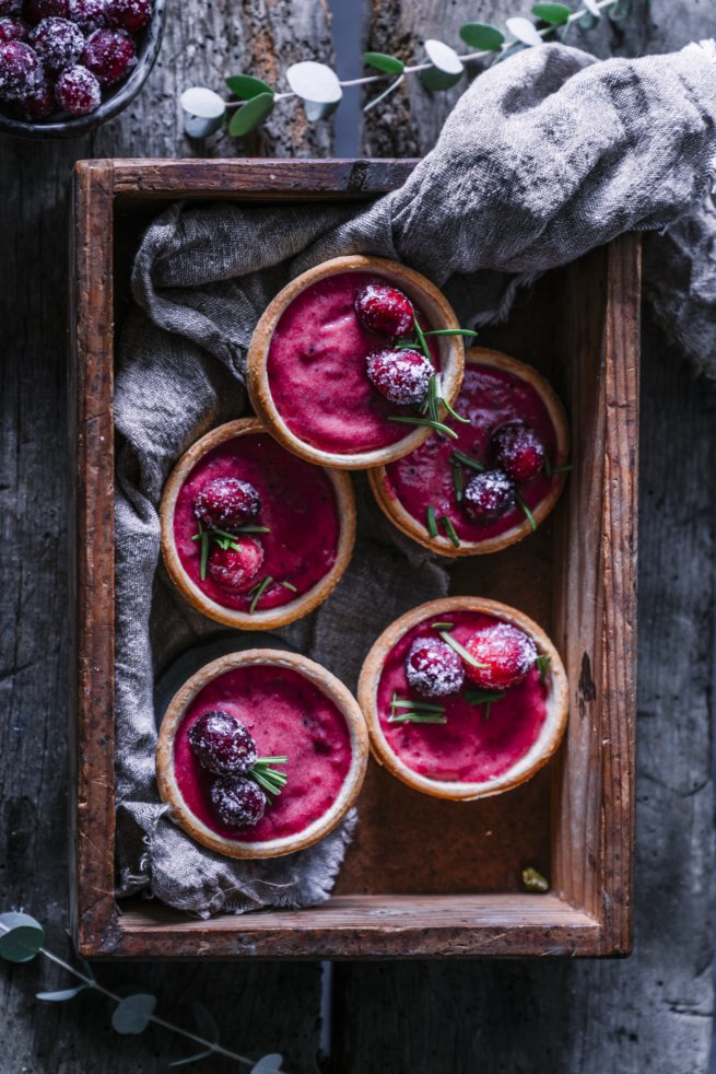 Süße Cranberry Curd Tartelettes