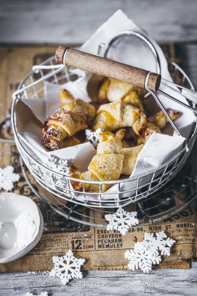 Rahmkipferl mit Vanille und Sahne - Kekse zu Weihnachten