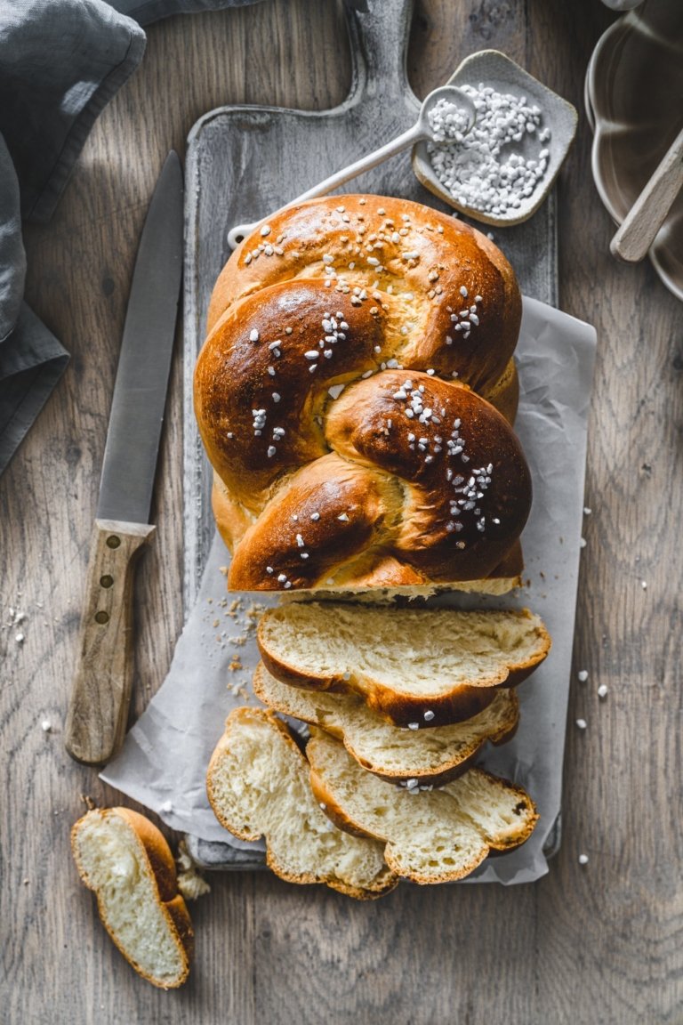 Schwäbischer Hefezopf - das einfach beste Rezept von Oma R.