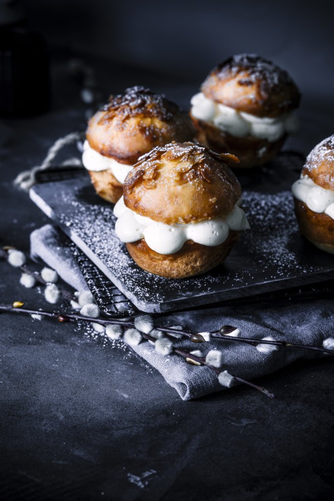 Bienenstich Muffins mit Eierlikör Füllung