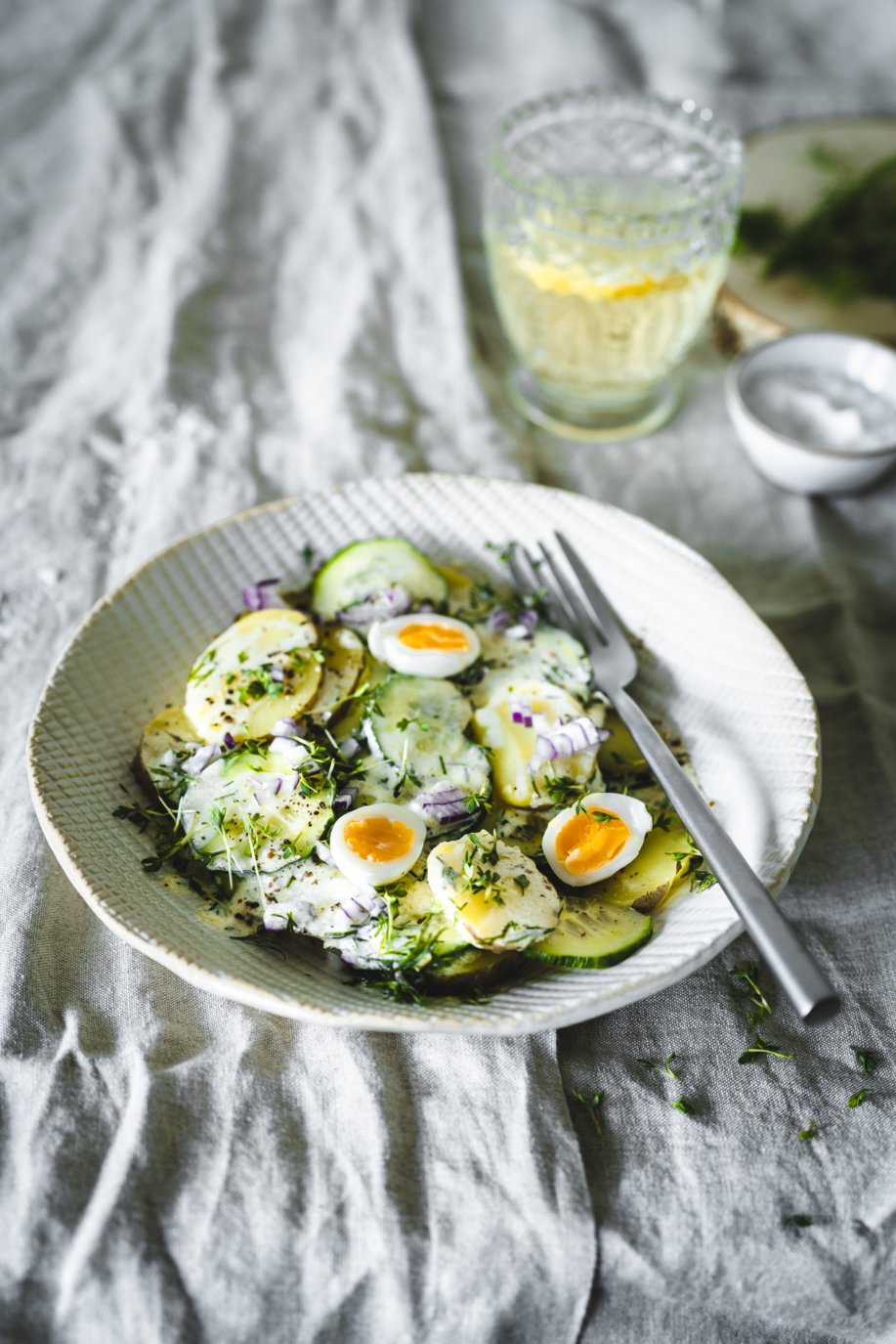 Leichtes Kartoffelsalat Rezept - Nordischer Kartoffelsalat mit Crème ...