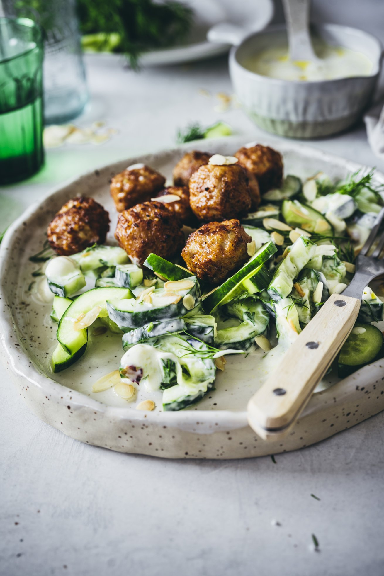 Rezept für den genialsten Mandel Gurkensalat und dazu herzhafte ...