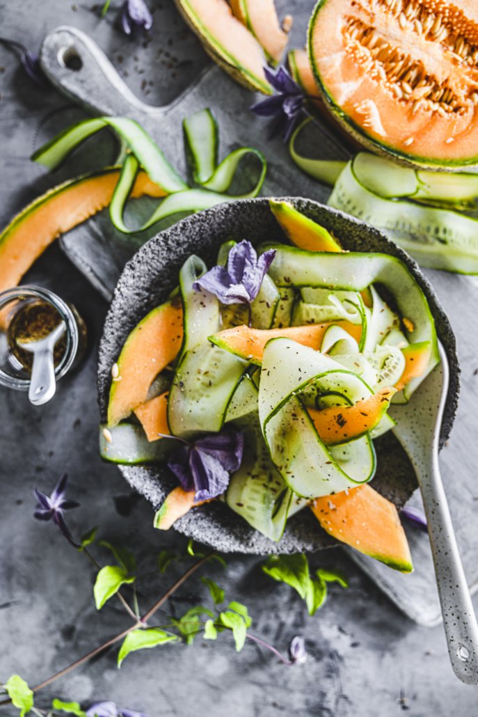 Perfekte Grillbeilage - Unser sommerlicher Melonen Gurken Salat Perfekte Grillbeilage - Unser sommerlicher Melonen Gurken Salat