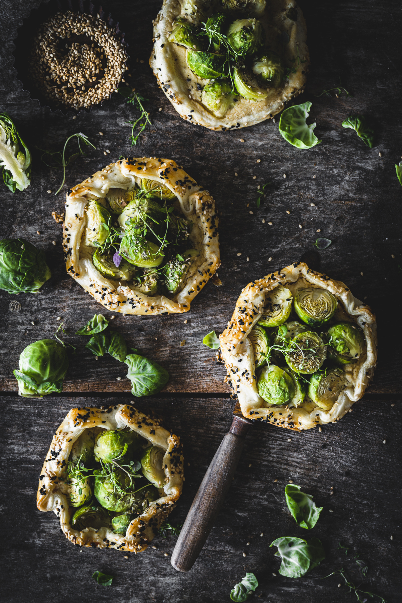 Herzhafte Rosenkohl Galette