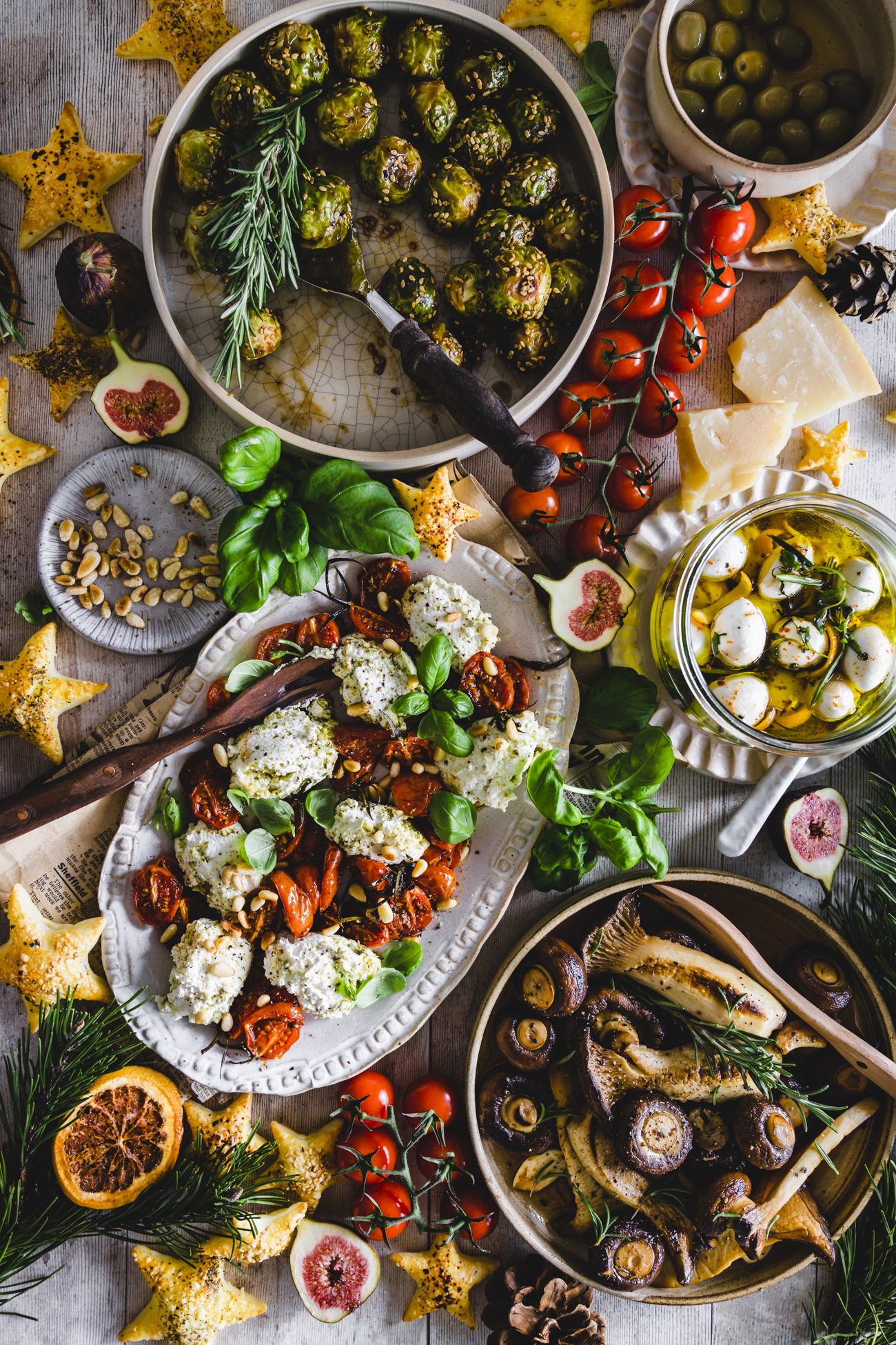 Weihnachtliche vegetarische Antipasti Weihnachtsessen