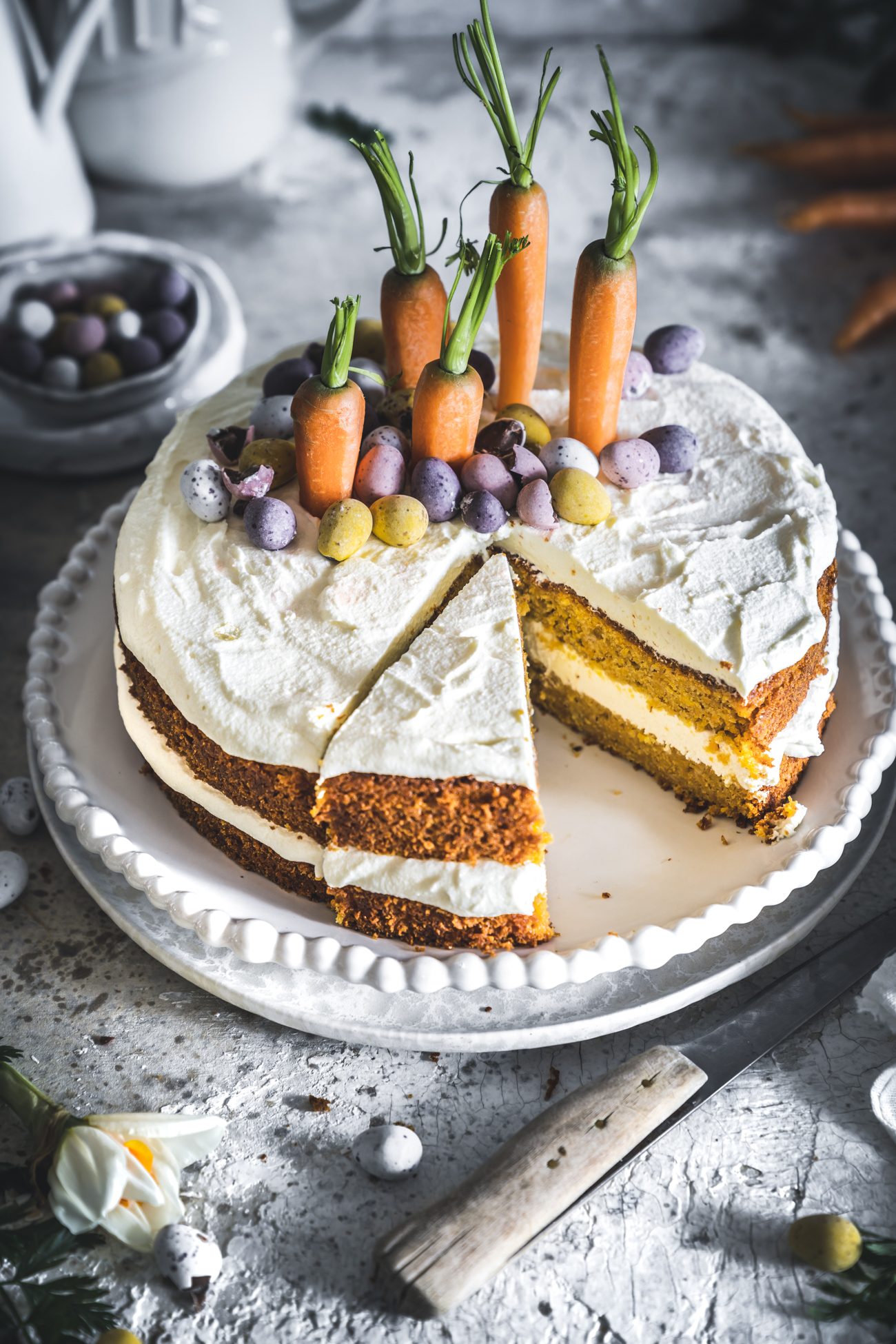 Unsere saftigste Rübli Torte mit Eierlikör