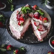 No Bake Cheesecake mit Erdbeeren