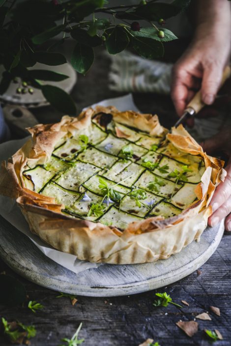 Grandioses Zucchini Quiche Rezept mit knusprigem Filo Teig