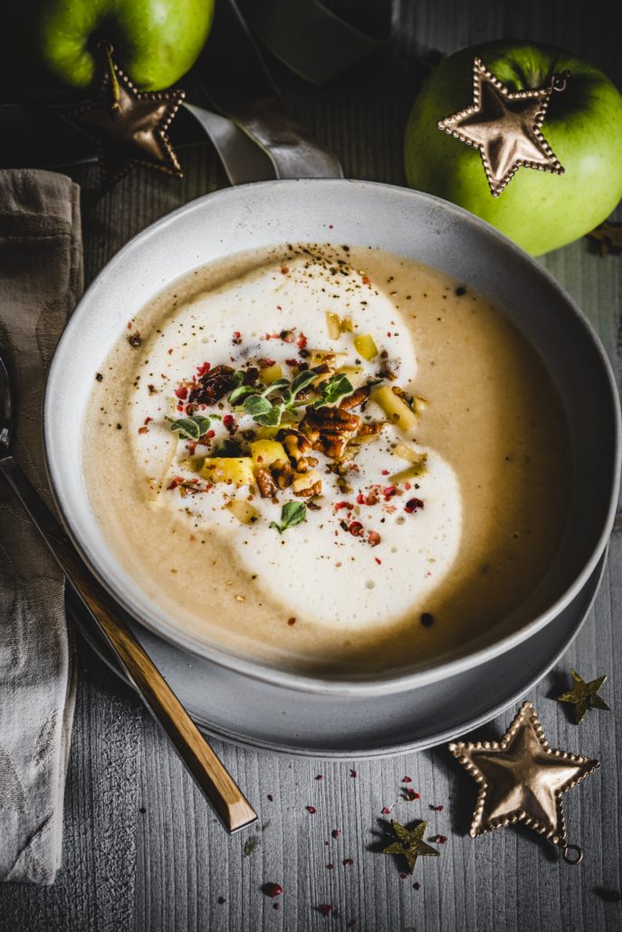 Cremige Maronensuppe mit feinem karamellisierten Apfel - Perfekte ...