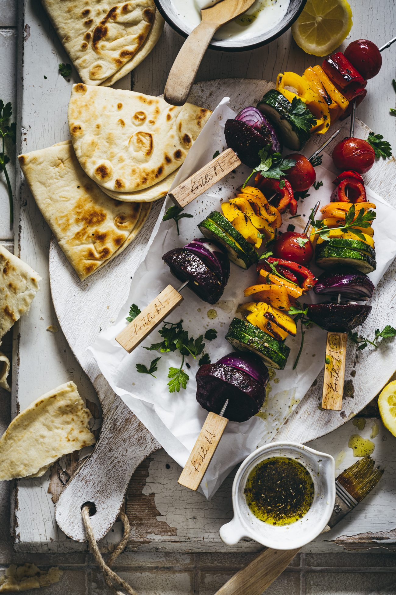 Leckere vegetarische Grillspieße - unsere Rainbow Veggie Grillspieße ...