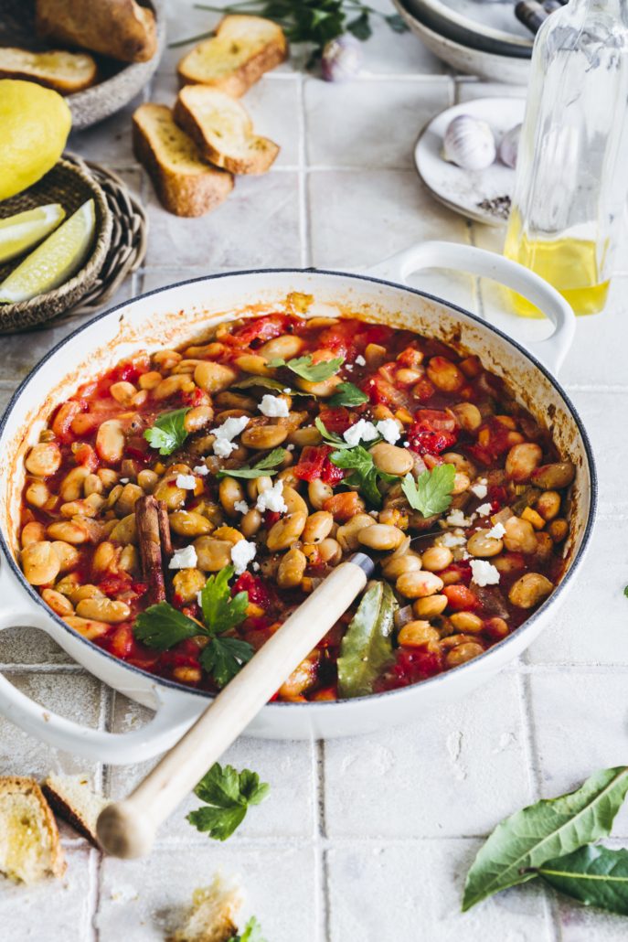 Gigantes Plaki - Raffiniertes Rezept für griechische Riesenbohnen in ...