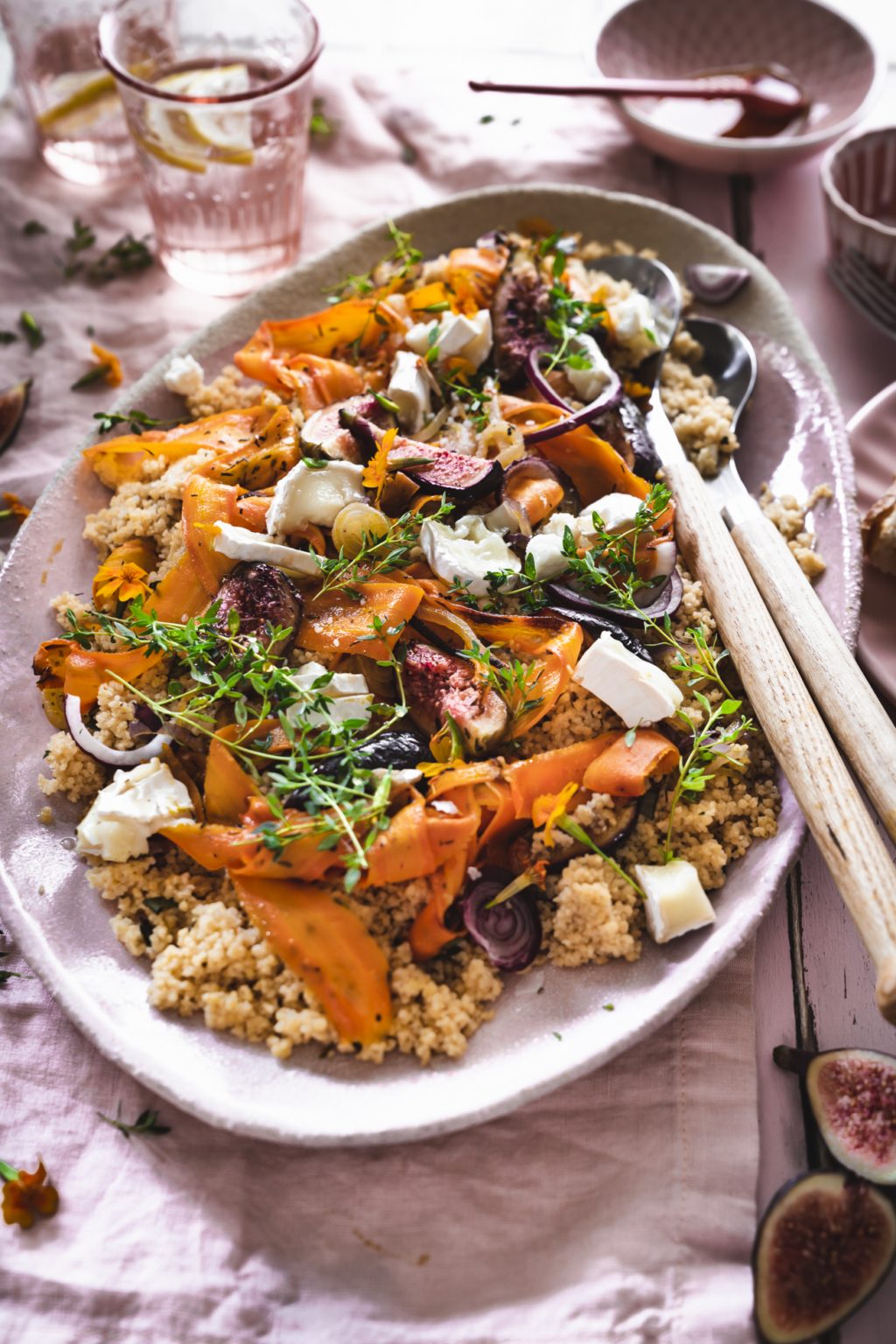 Der ultimative Sommer Couscous Salat - mit gerösteten Möhren, Feigen ...