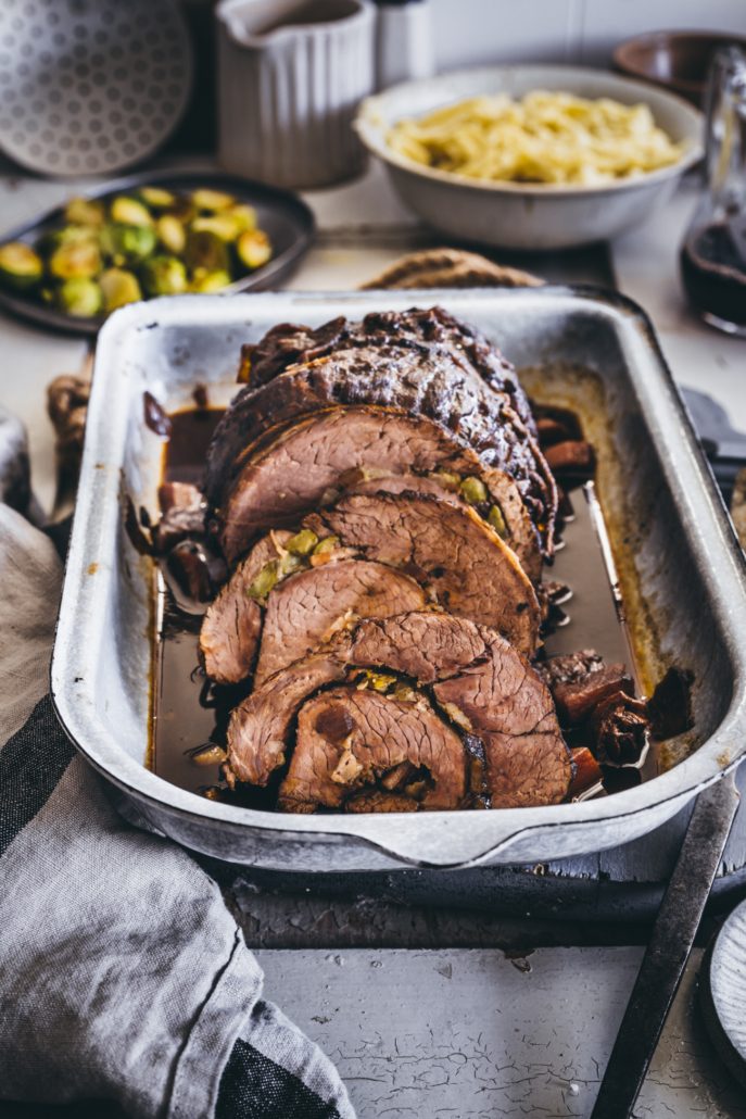 Butterzarter Rouladen Braten - Comfort Food von Papi Tausendschön