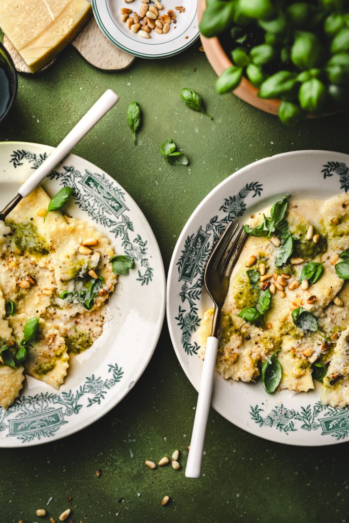 Das perfekte Ravioli Rezept - mit einer cremigen Füllung aus Pesto ...