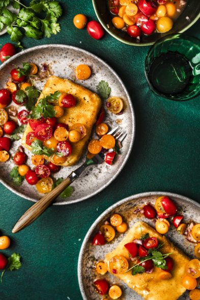Panierter Feta mit Tomaten-Physalis Salsa: Das perfekte Rezept!