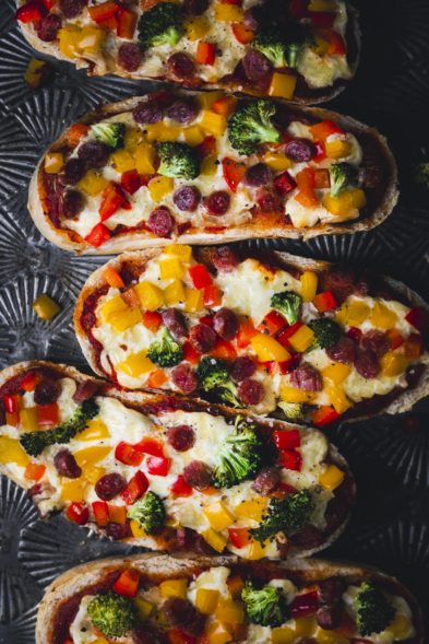 Selbstgemachte Bistro Pizza Baguettes mit extra viel Geschmack